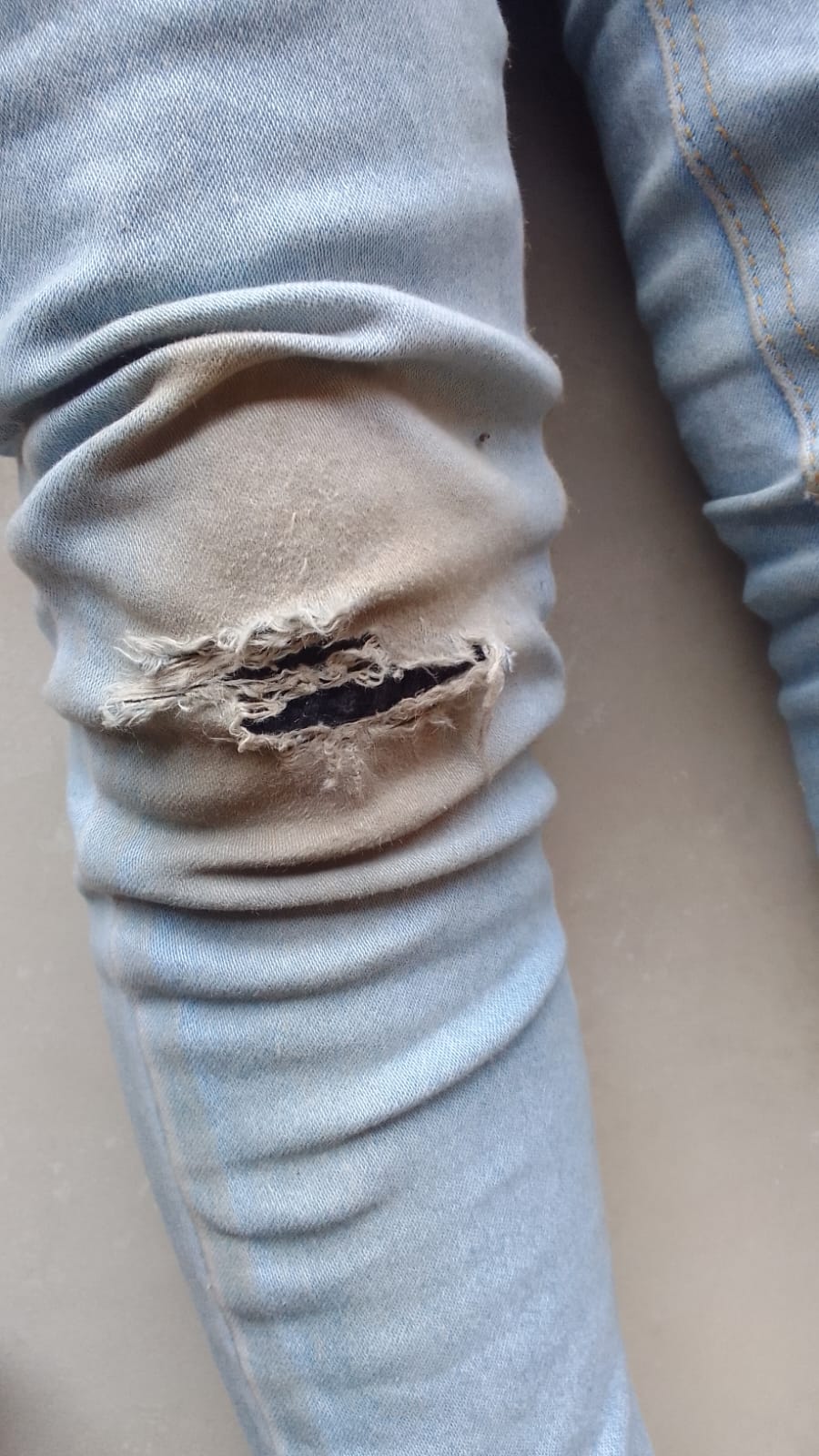 Blog 1: Why Do Kids’ Pants Always Tear at the Knees? (And How Parents Can Fix It) As parents,